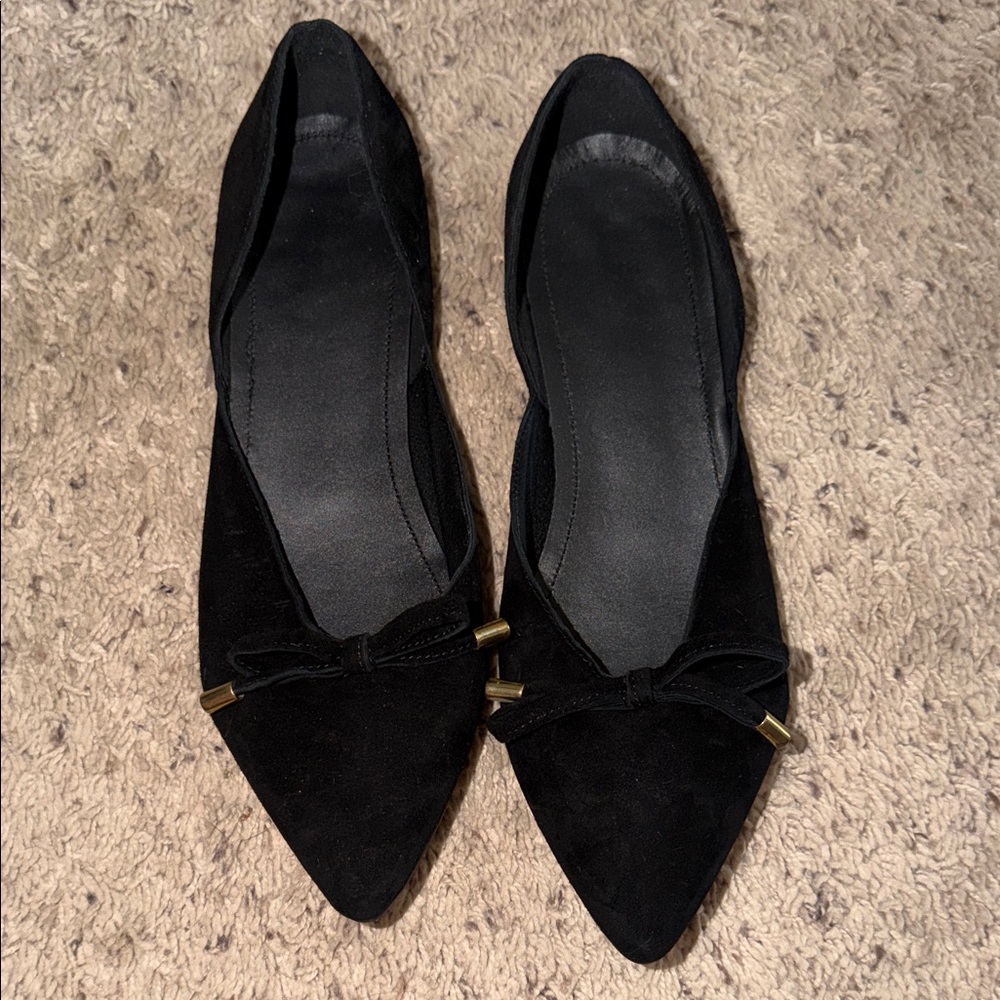 Women’s Black Pointed Toe Bow Flats